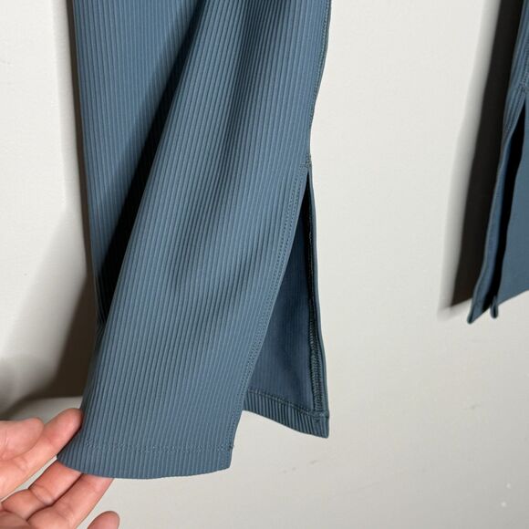 Old Navy PowerSoft Womens Leggings Medium Blue Ribbed Active Pants Pilates Gym - Picture 8 of 9